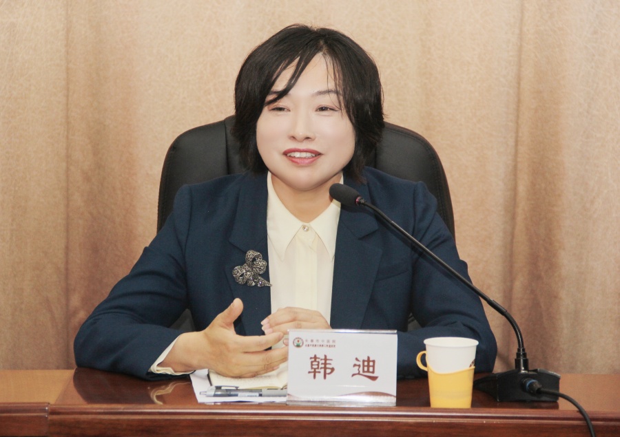 韩迪_副本.jpg